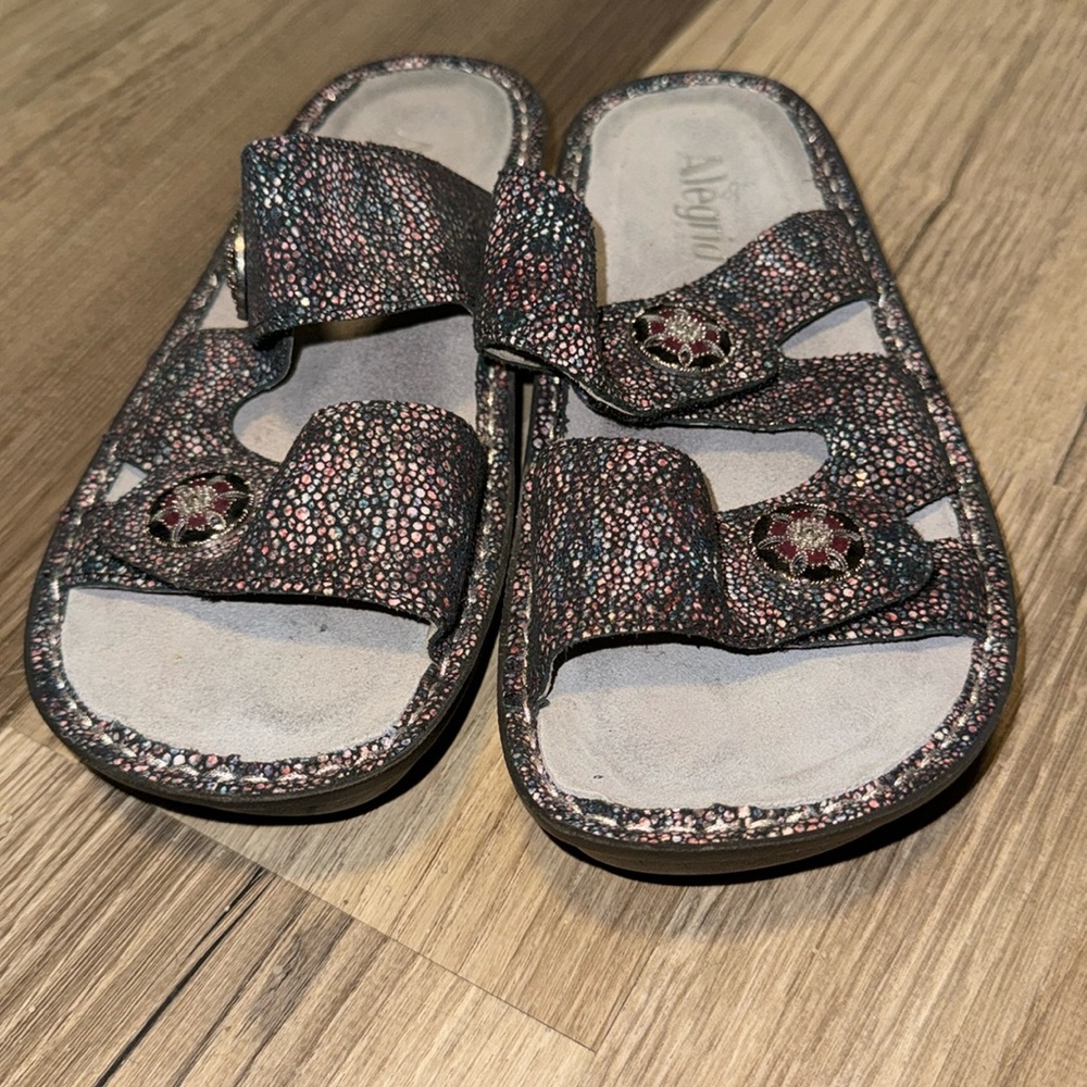 Algeria Voilette Sandal
